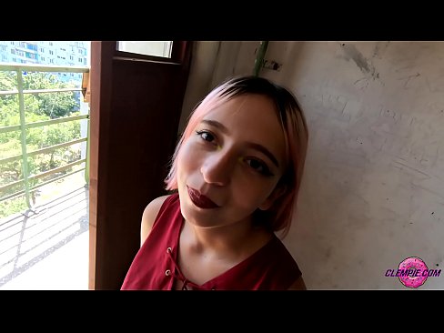 ❤️ Cov tub ntxhais kawm Sensual Sucks ib tug neeg txawv txawv nyob rau hauv lub Outback - Cum ntawm nws lub ntsej muag Porno fb ntawm porn hmn.passionateembracespotlight.ru ❤